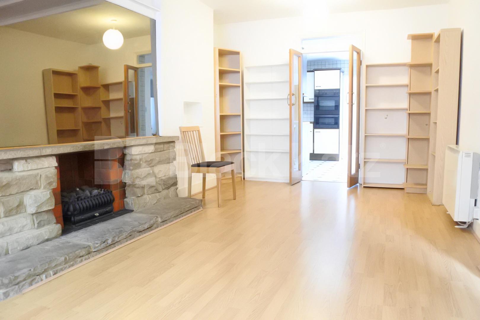 			4 Bedroom, 1 bath, 1 reception House			 Park Road, Crouch End