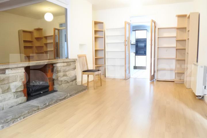 			4 Bedroom, 1 bath, 1 reception House			 Park Road, Crouch End