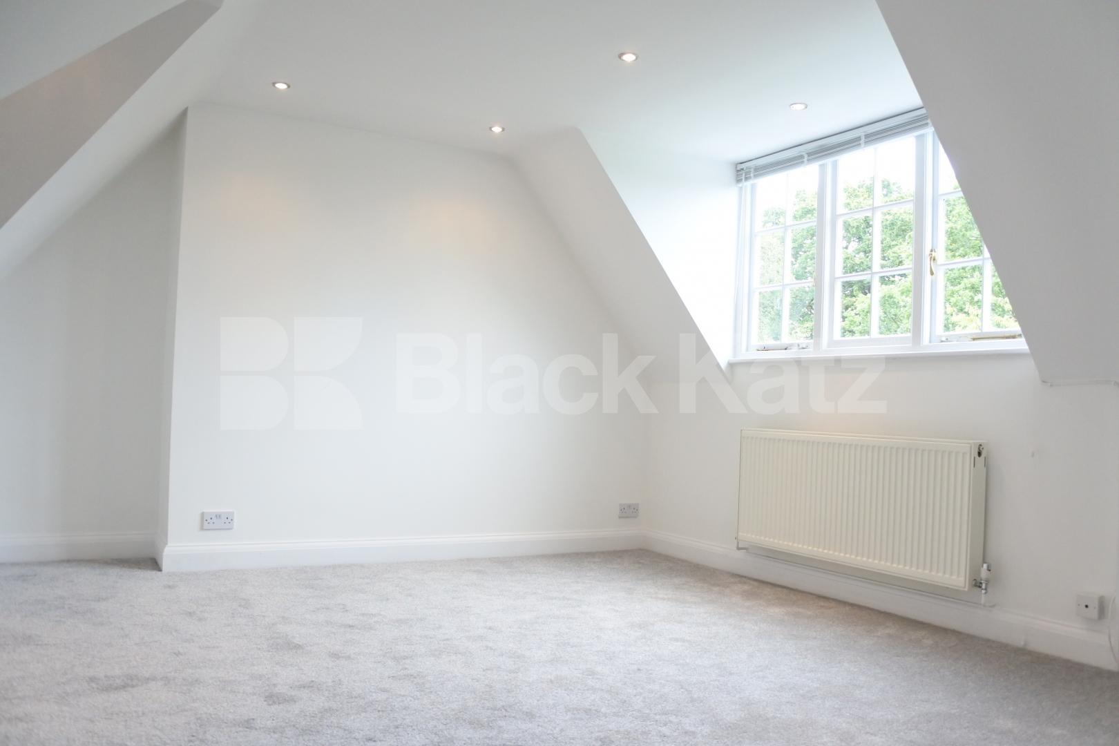 			Amazing 4 Bedroom House on Premier Road !, 4 Bedroom, 1 bath, 1 reception House			 Gurney Drive , East Finchley 