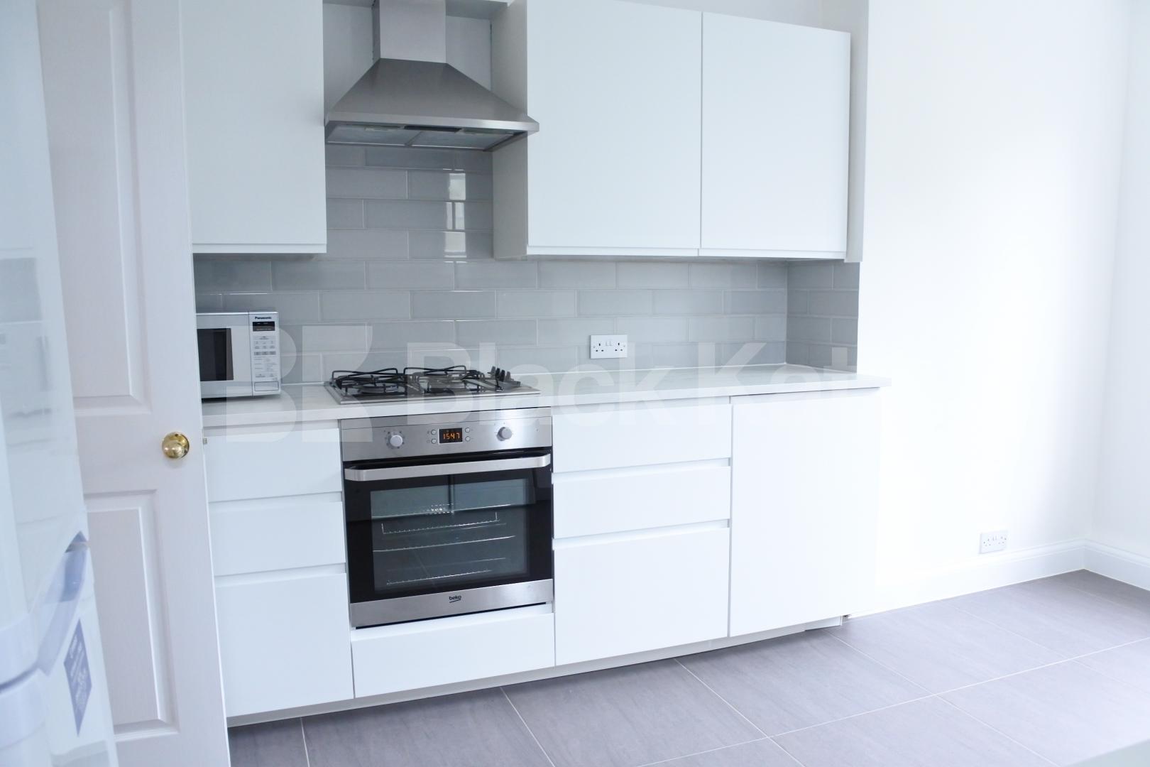 			Amazing 4 Bedroom House on Premier Road !, 4 Bedroom, 1 bath, 1 reception House			 Gurney Drive , East Finchley 