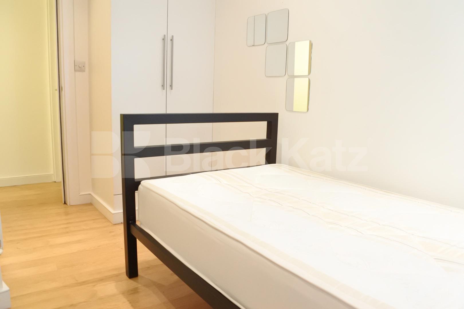 			3 Bedroom, 1 bath, 1 reception House			 Lynton Road, Crouch End