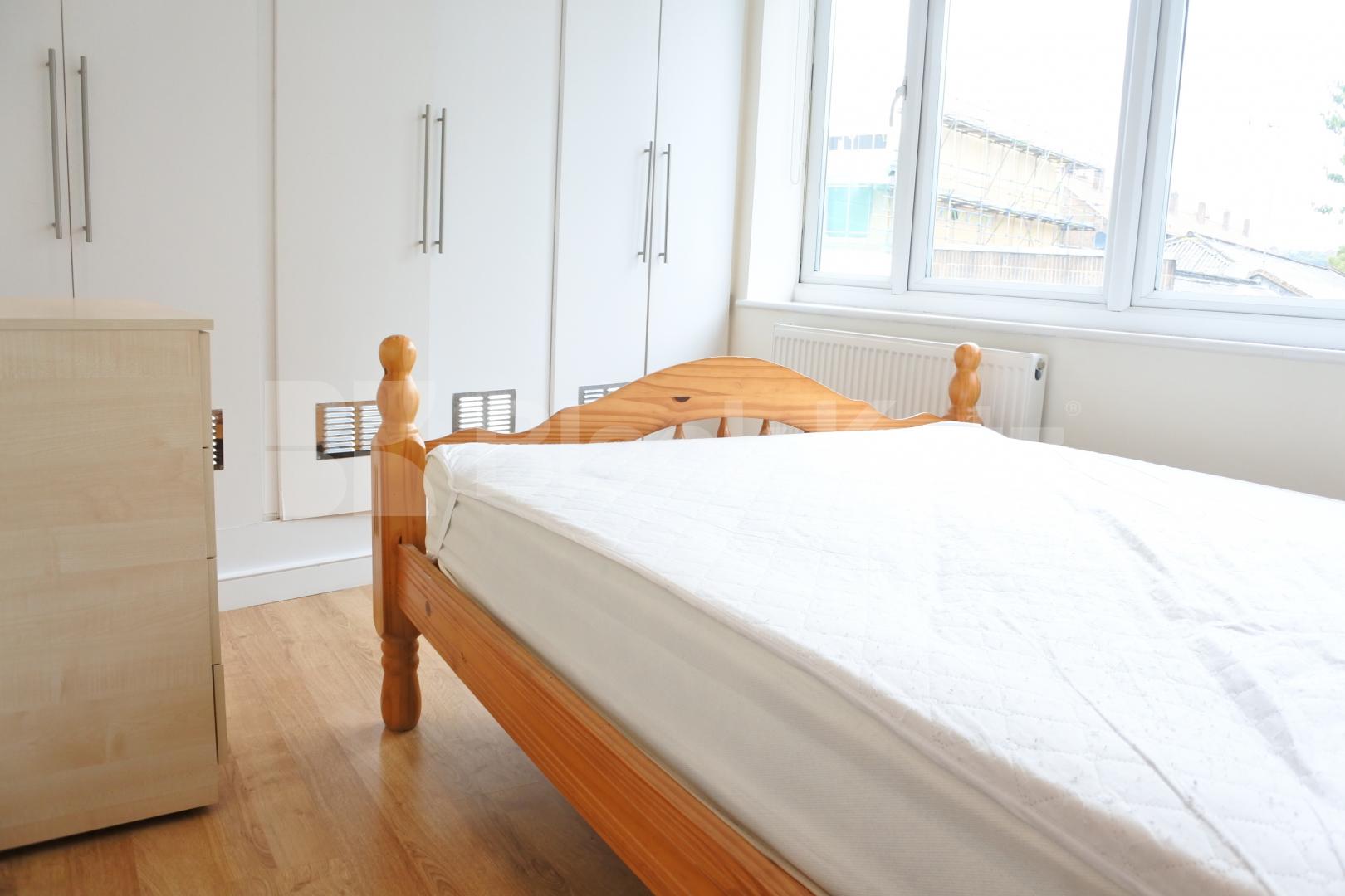 			3 Bedroom, 1 bath, 1 reception House			 Lynton Road, Crouch End