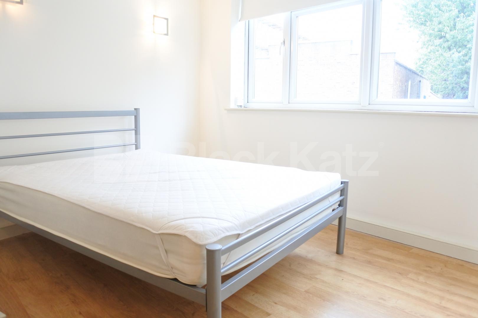 			3 Bedroom, 1 bath, 1 reception House			 Lynton Road, Crouch End