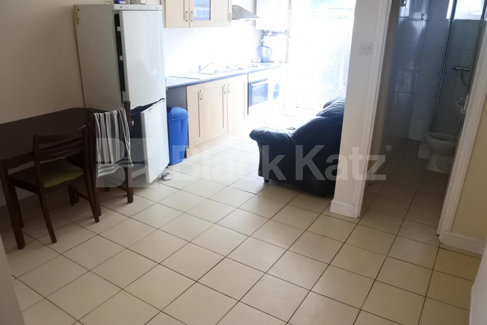 			NEW INSTRUCTION!, 3 Bedroom, 1 bath, 1 reception Terraced House			 Tower Gardens, Tottenham 