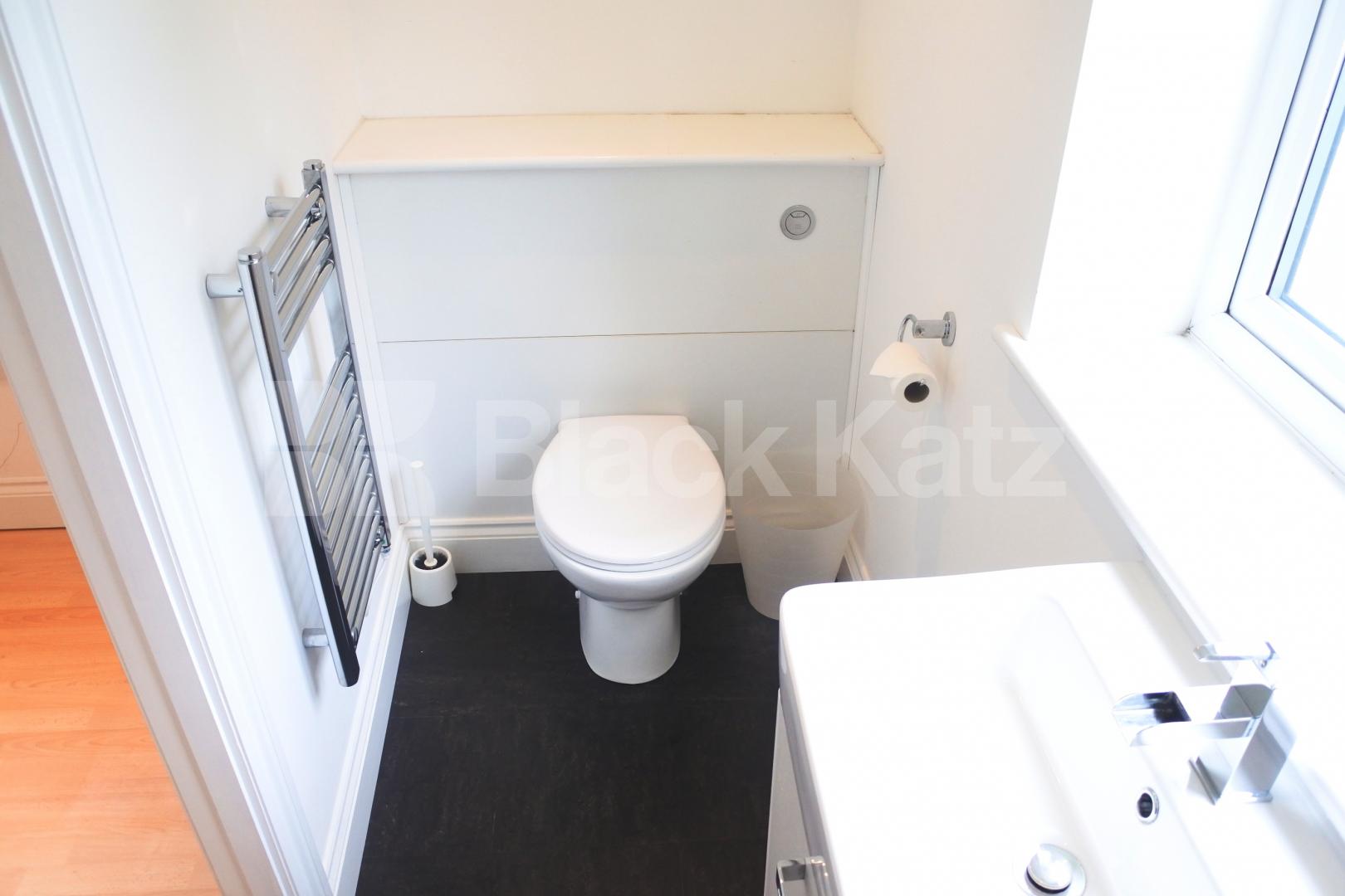 split level one bedroom property with all bills included excluding WIFI Woodside Avenue, Highgate