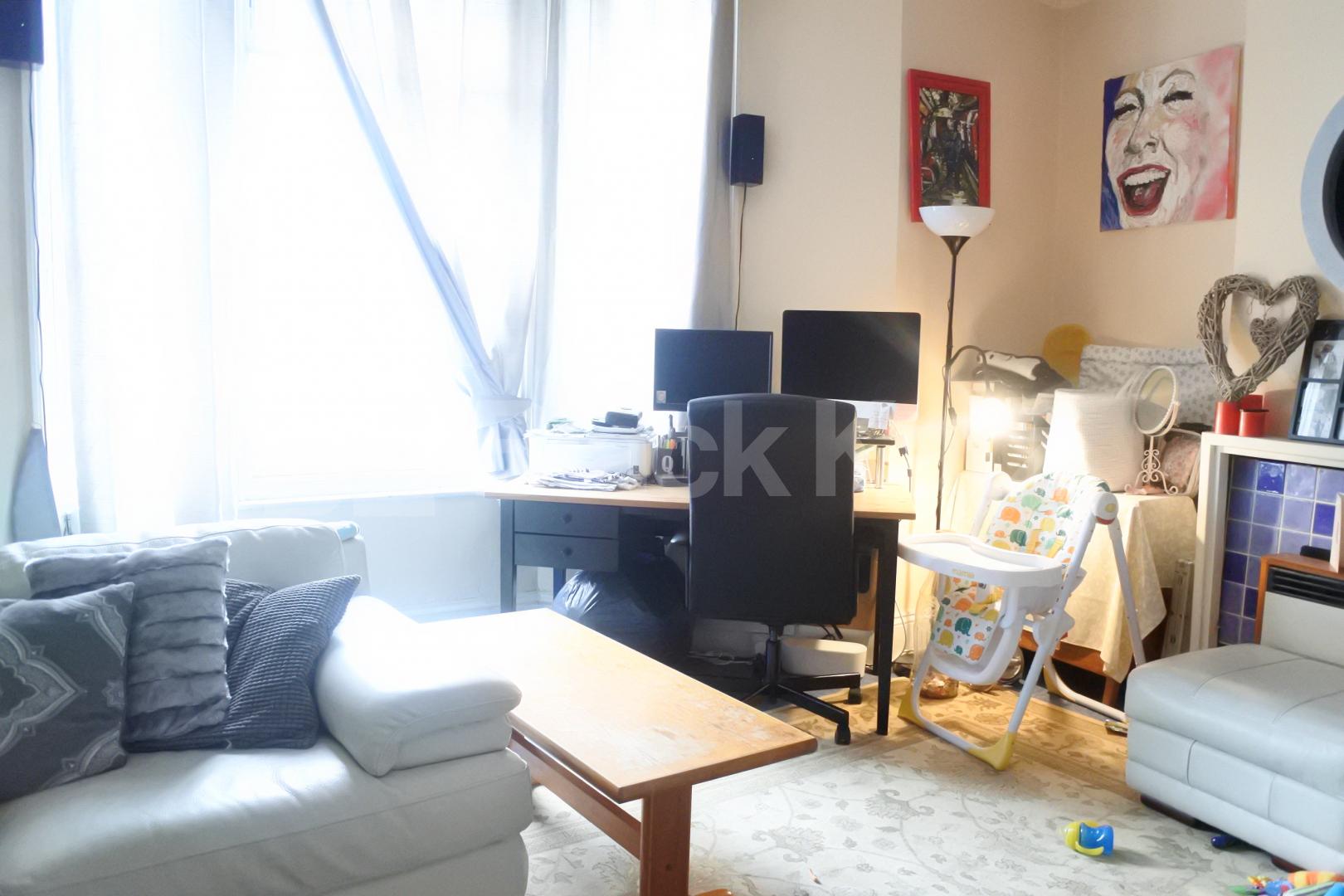 			1 Bedroom, 1 bath, 1 reception Flat			 Tetherdown, MUSWELL HILL