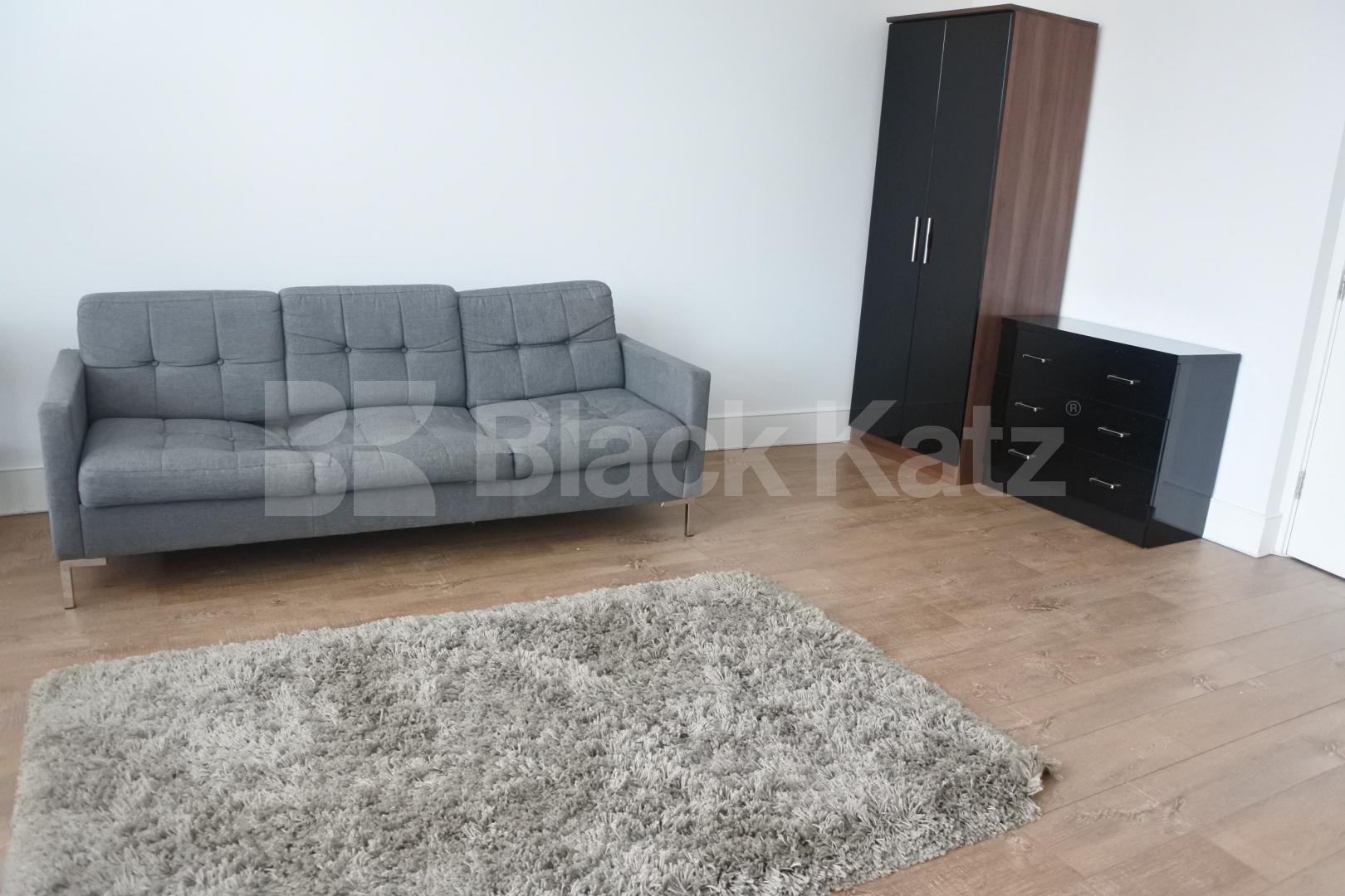 			Lovely 1 Bed In Crouch End, 1 Bedroom, 1 bath, 1 reception Flat			 Tottenham Lane, Crouch End