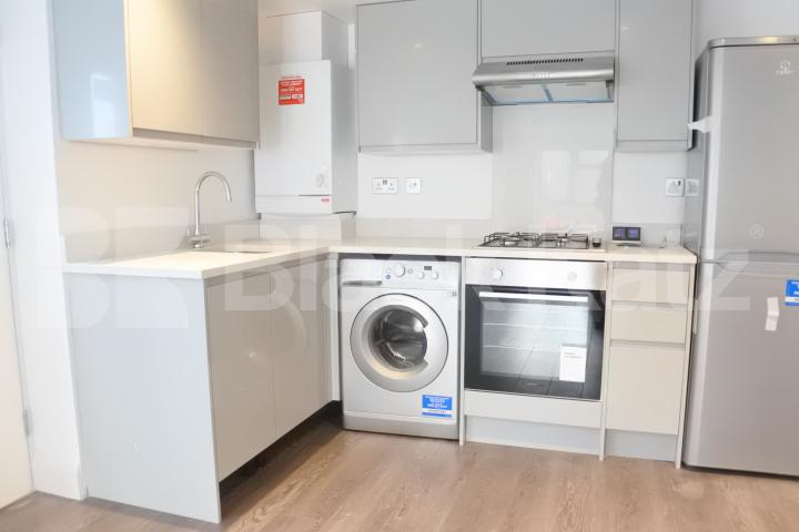 			1 Bedroom, 1 bath, 1 reception Maisonette			 Myddleton Road, Hornsey