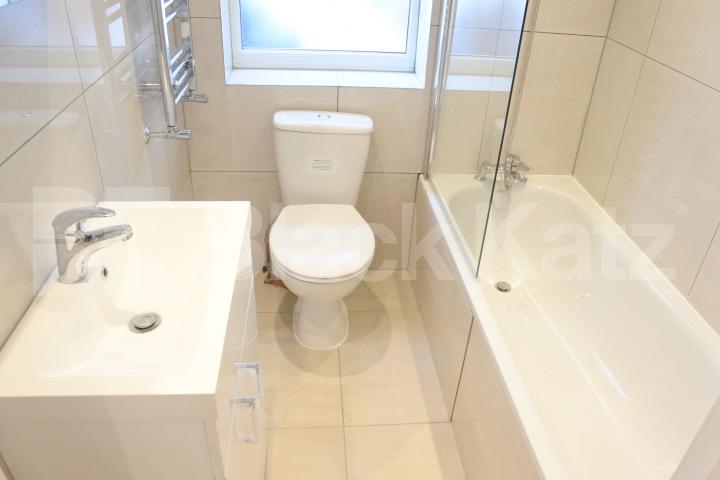 			1 Bedroom, 1 bath, 1 reception Maisonette			 Myddleton Road, Hornsey