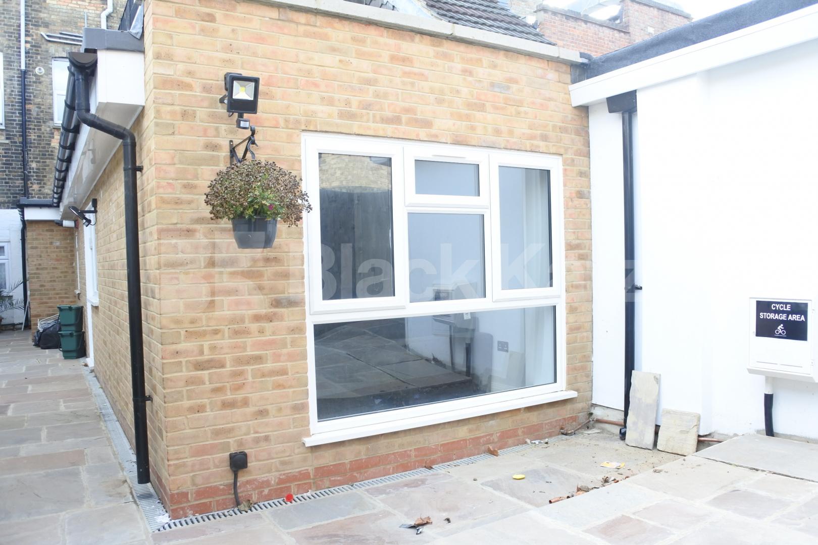 			1 Bedroom, 1 bath, 1 reception Maisonette			 Myddleton Road, Hornsey