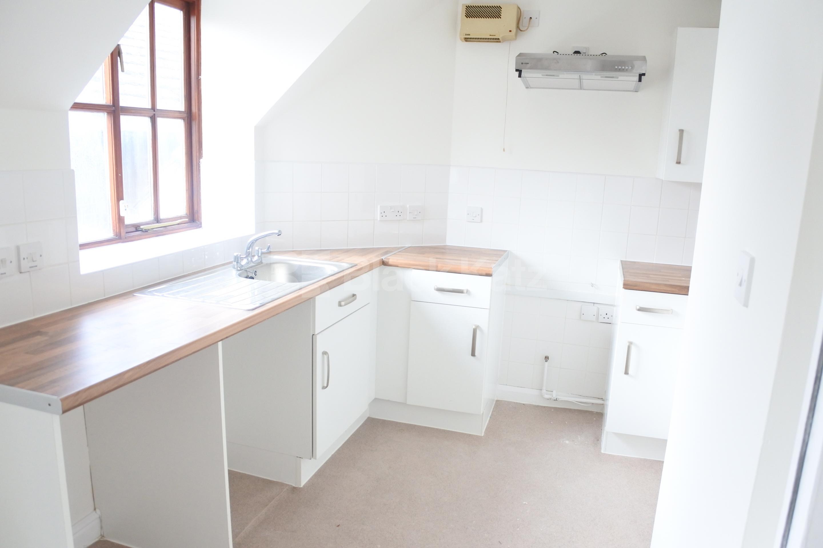 			1 Bedroom, 1 bath, 1 reception Flat			 Park Road, Crouch End N8