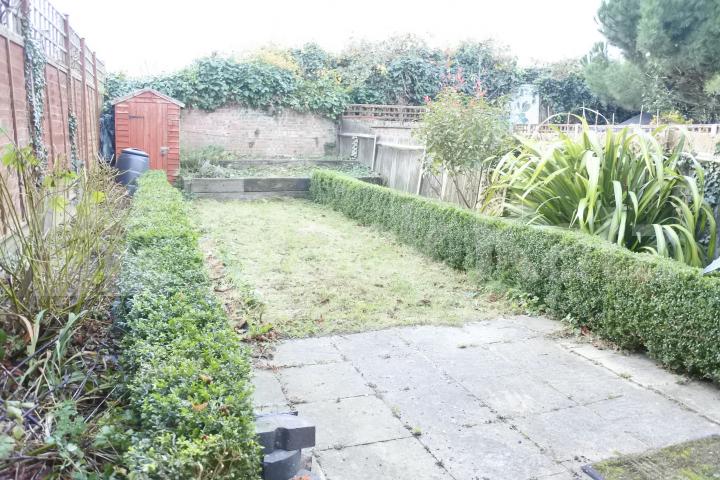 			1 Bedroom, 1 bath, 1 reception Ground Floor Flat			 Hillfield Avenue, Hornsey