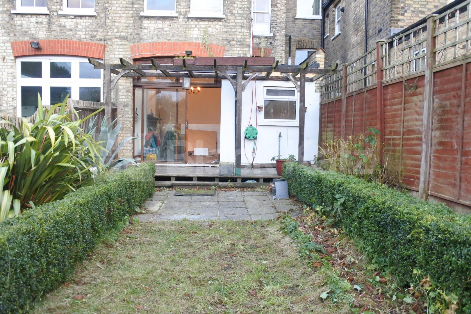 			1 Bedroom, 1 bath, 1 reception Ground Floor Flat			 Hillfield Avenue, Hornsey