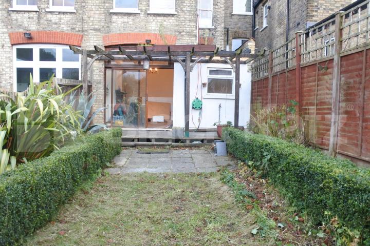 			1 Bedroom, 1 bath, 1 reception Ground Floor Flat			 Hillfield Avenue, Hornsey
