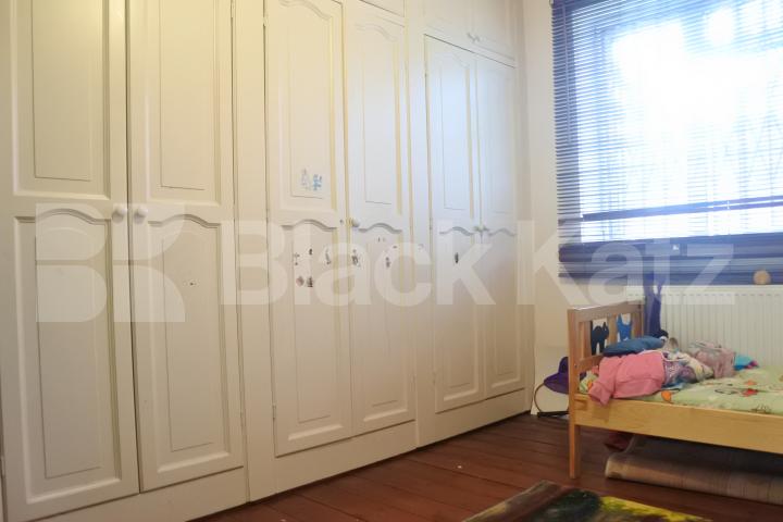 			2 Bedroom, 1 bath, 1 reception Ground Floor Flat			  East End Road, East Finchley