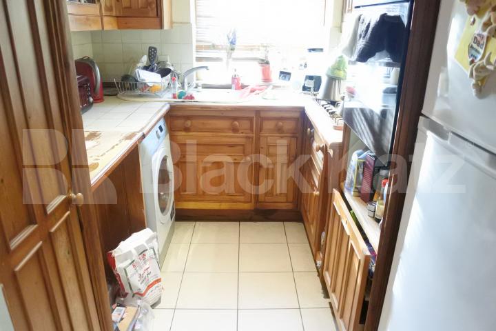 			2 Bedroom, 1 bath, 1 reception Ground Floor Flat			  East End Road, East Finchley