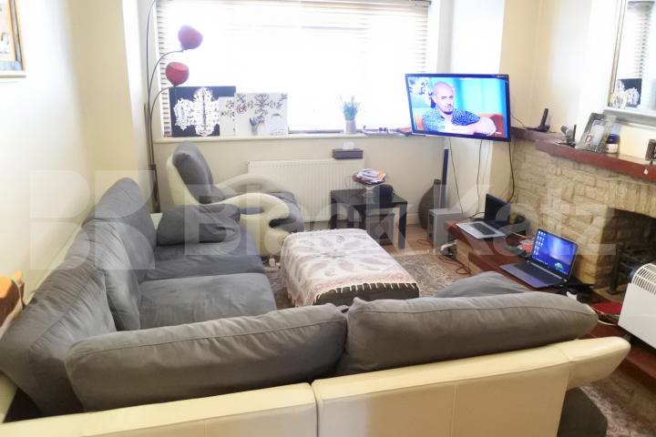 			2 Bedroom, 1 bath, 1 reception Ground Floor Flat			  East End Road, East Finchley