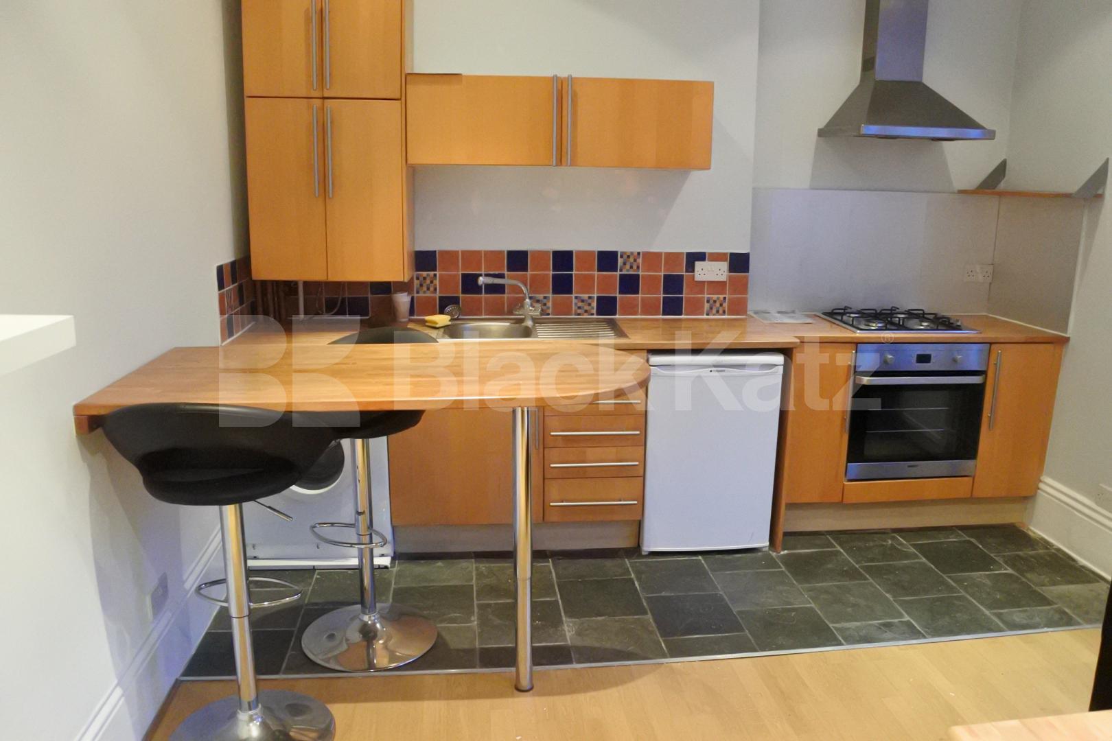 			1 Bedroom, 1 bath, 1 reception Apartment			 Tottenham Lane, Crouch End