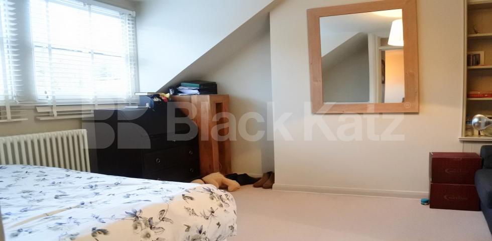 			NEW INSTRUCTION!, 1 Bedroom, 1 bath, 1 reception Apartment			 Alexandra Park Road, Alexandra Park