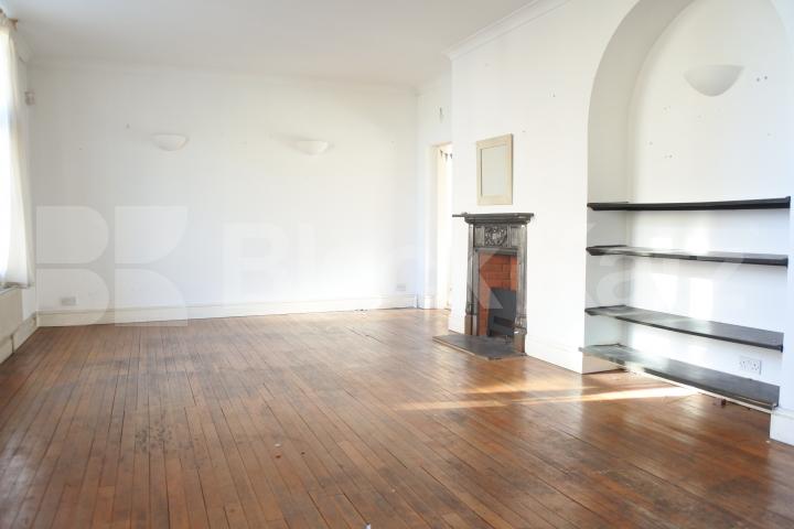 			NEW INSTRUCTION!, 2 Bedroom, 1 bath, 1 reception Apartment			 Pax Studios, Park Road, Crouch End
