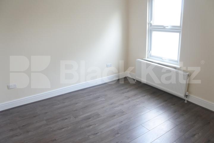 			Perfect For Sharers, 6 Bedroom, 1 bath, 1 reception House			 College Park Road, Tottenham