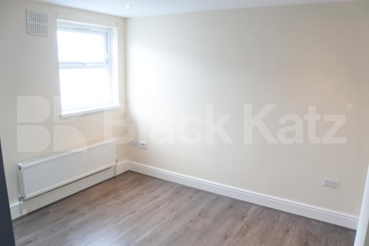 			Perfect For Sharers, 6 Bedroom, 1 bath, 1 reception House			 College Park Road, Tottenham