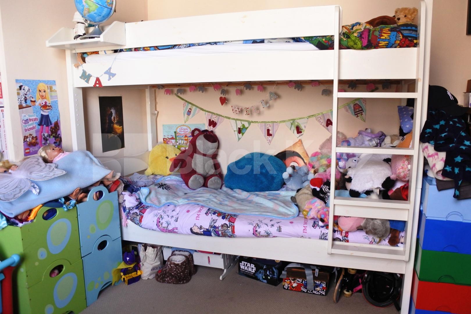 			FANTASTIC 2 BEDROOM GARDEN FLAT , 2 Bedroom, 1 bath, 1 reception Flat			 Crouch Hill Road, Crouch End