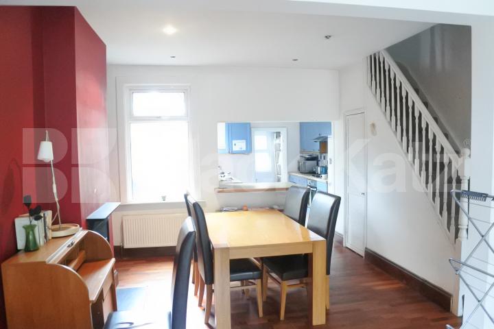 			New Instruction!, 4 Bedroom, 1 bath, 1 reception House			 Palace Road , Bounds Green