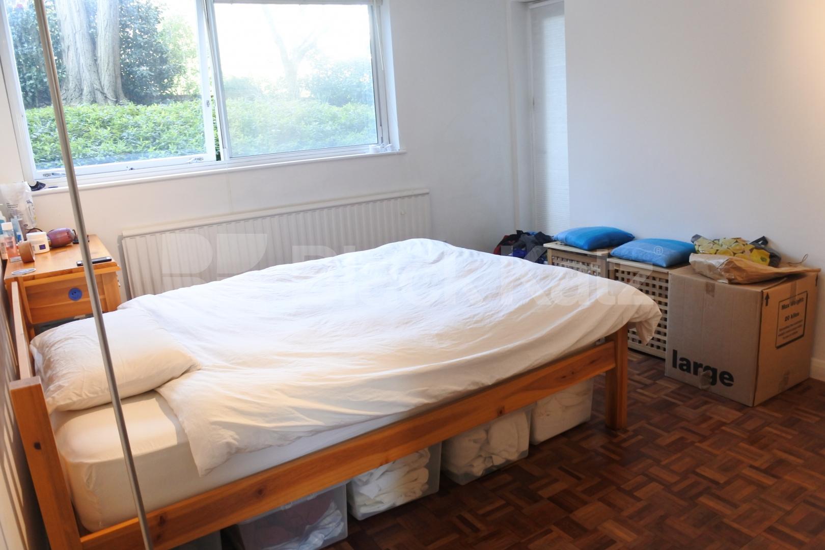 			AVAILABLE MID MAY, 2 Bedroom, 1 bath, 1 reception Ground Floor Flat			 Waverley Road, Crouch End