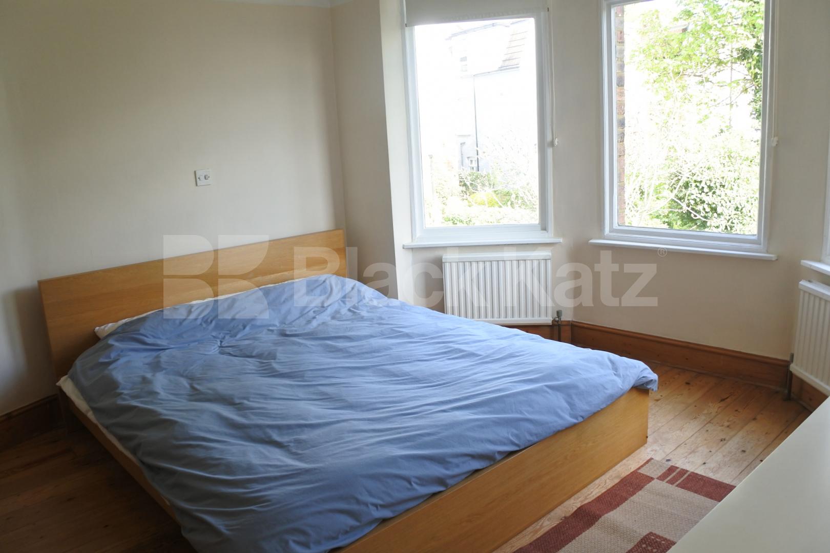 			New Instruction!, 2 Bedroom, 1 bath, 1 reception Flat			 Goodwyns Vale, Muswell Hill