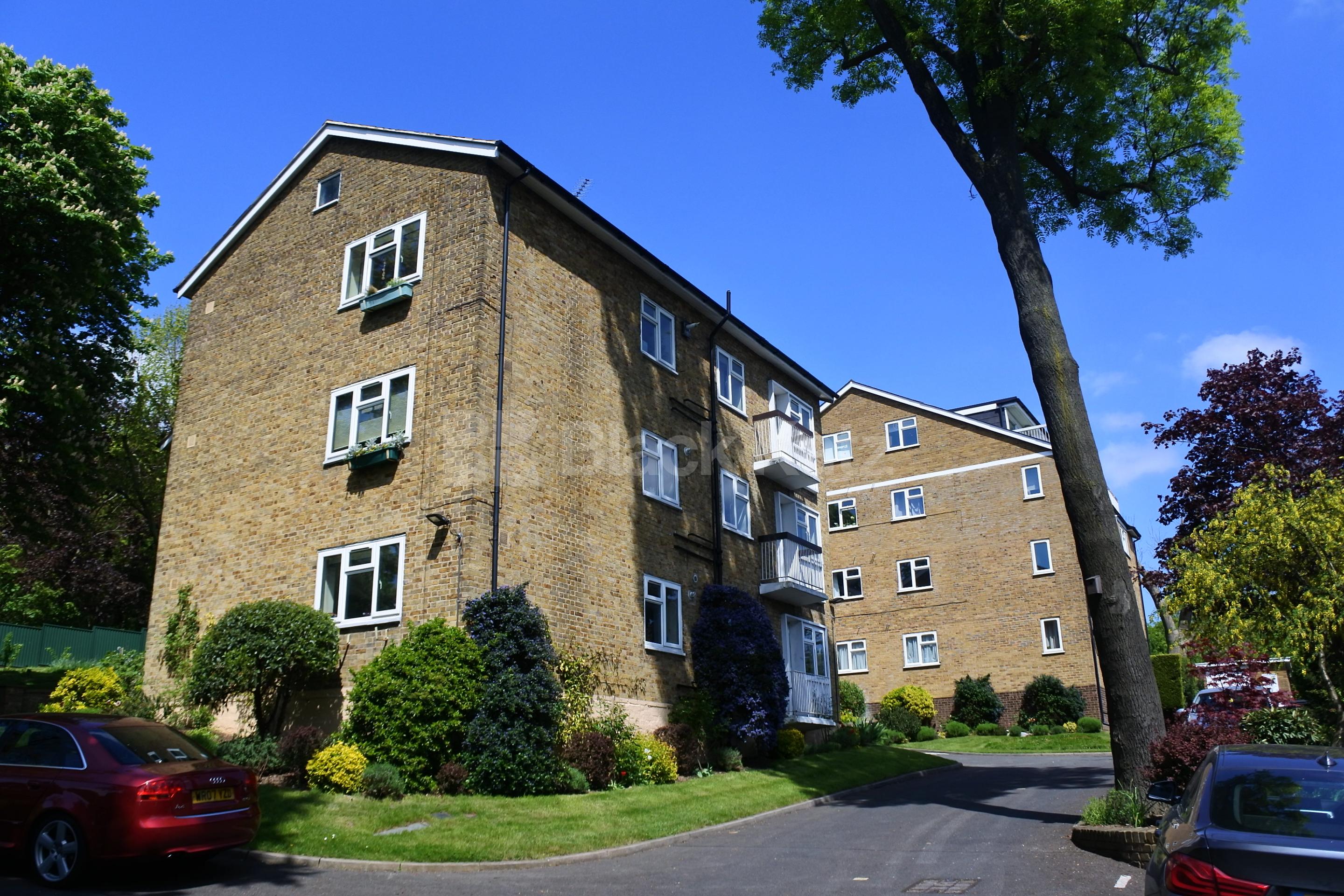 			New Instruction!, 1 Bedroom, 1 bath, 1 reception Apartment			 St Georges Lodge, Muswell Hill, Muswell Hill / Crouch End N10