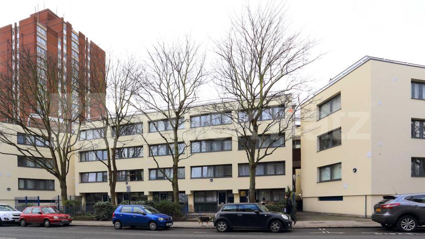 Spacious modern three bed with no lounge mins to tube and shops  Malden Crescent, Camden / Kentish Town