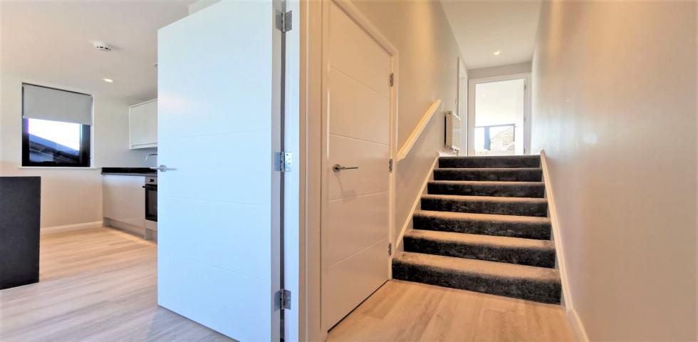 			1 Bedroom, 1 bath, 1 reception Flat			 High Road, WILLESDEN GREEN