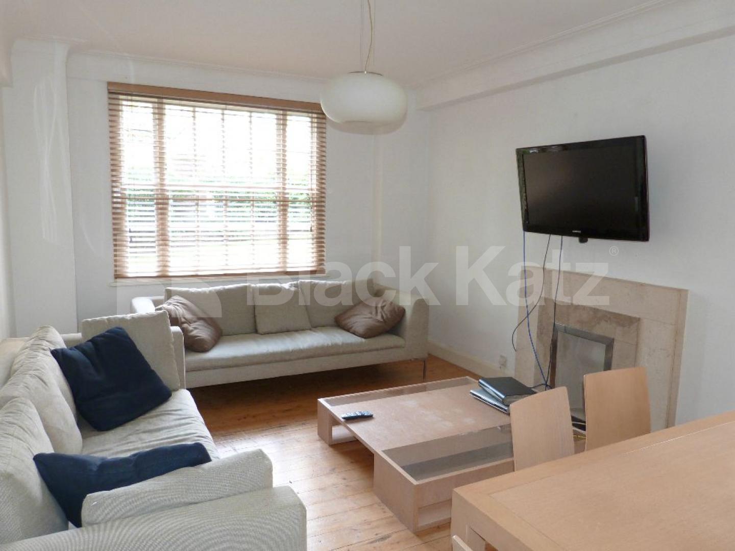 			NEW INSTRUCTION!, 2 Bedroom, 1 bath, 1 reception Flat			 Eton College Road , CAMDEN / CHALK FARM