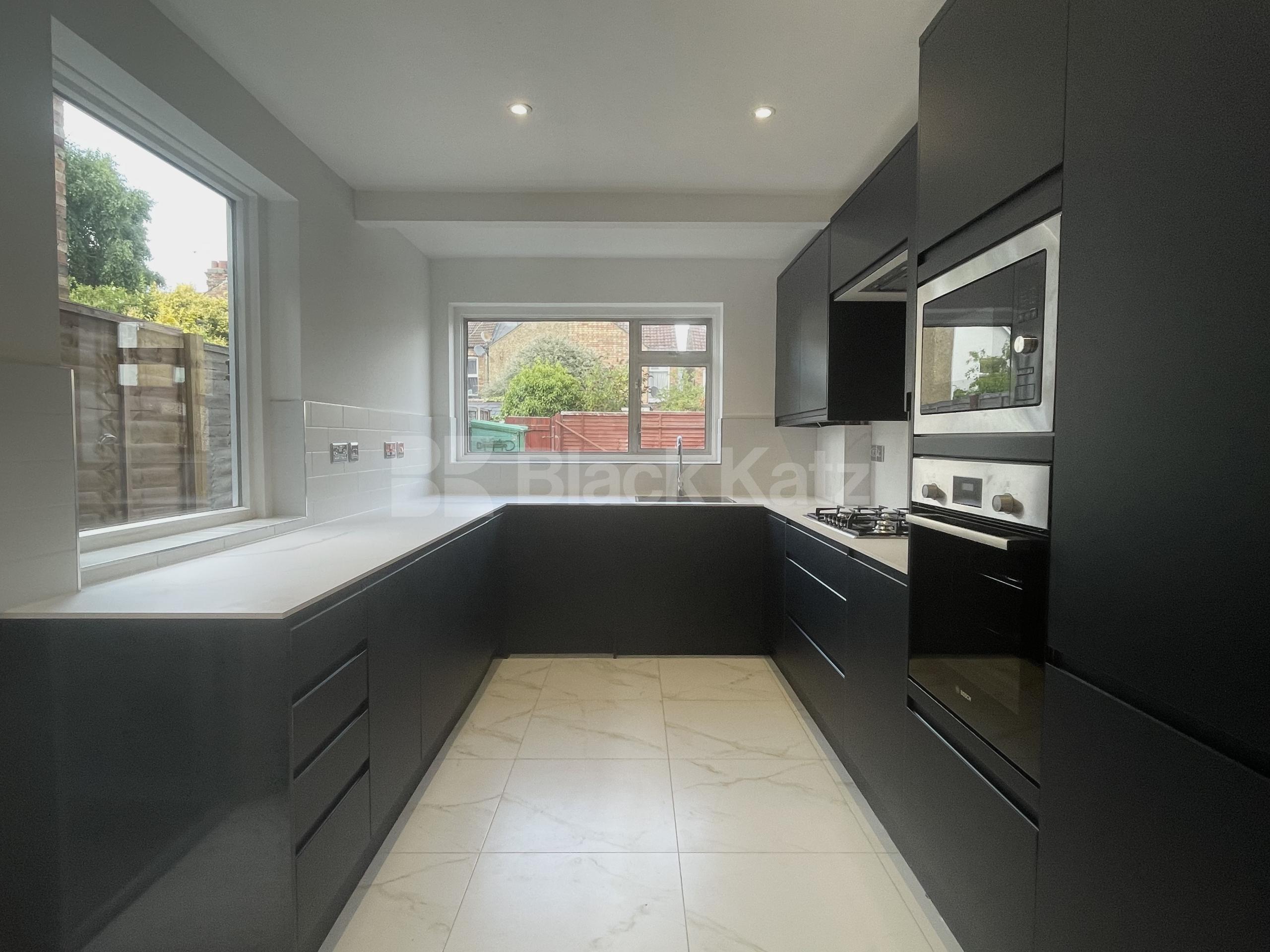 Fantastic newly refurbished 4 bed with garden mins to shops and tube to Euston Bruce Grove, Watford WD24