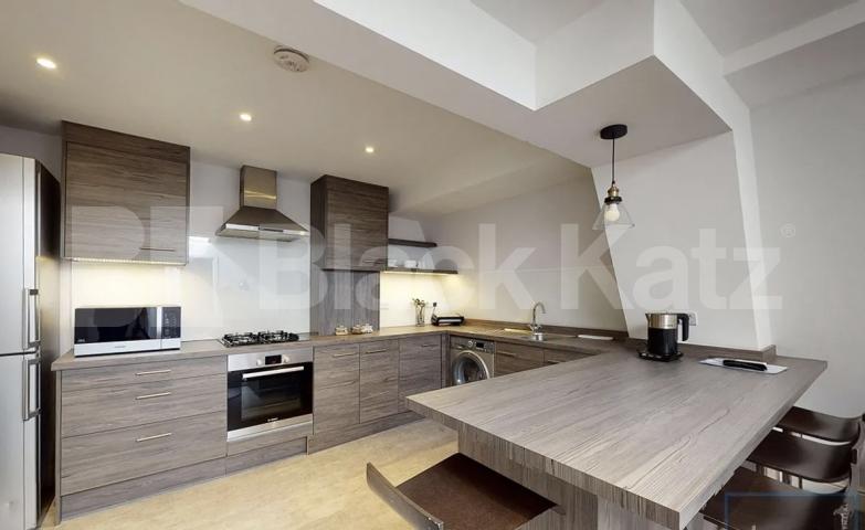 A beautifully two double bedroom apartment offering a modern and stylish living  Camden Road , Holloway