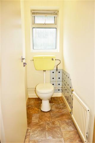 			2 Bedroom, 1 bath, 1 reception Flat			 Sterling Avenue, EDGWARE