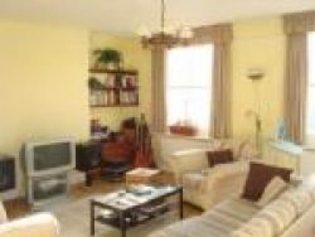 			3 Bedroom, 1 bath, 1 reception Flat			 Edbrooke Road, MAIDA VALE