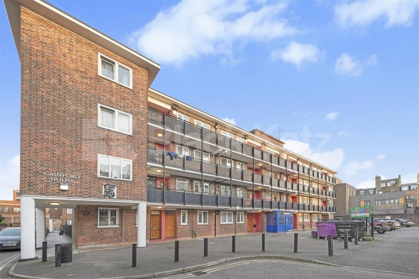 located in a prime location only a stone throw from  Bethnal Green station Ellsworth Street, Bethnal Green 