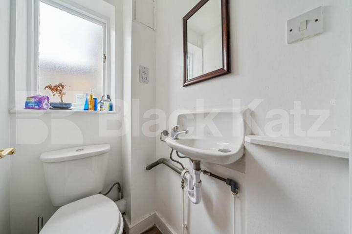 Offering generous accommodation arranged over multiple levels Elthorne Road, Archway