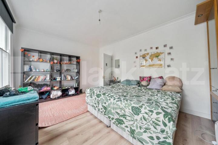 Offering generous accommodation arranged over multiple levels Elthorne Road, Archway