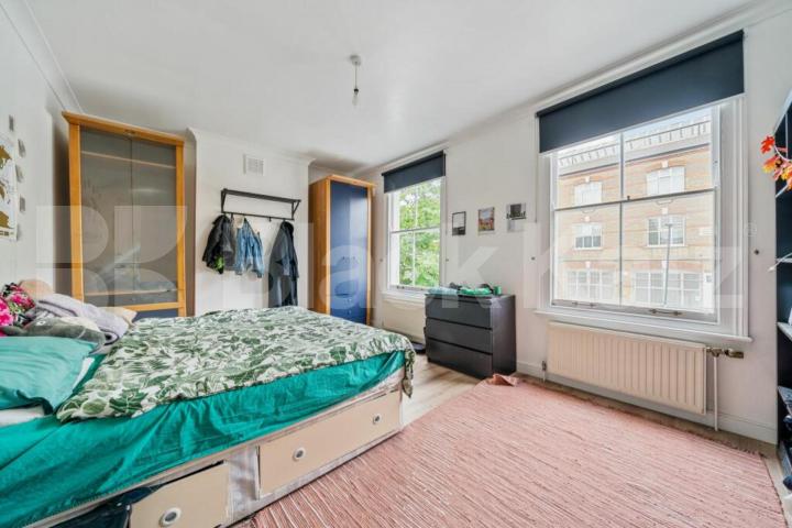 Offering generous accommodation arranged over multiple levels Elthorne Road, Archway
