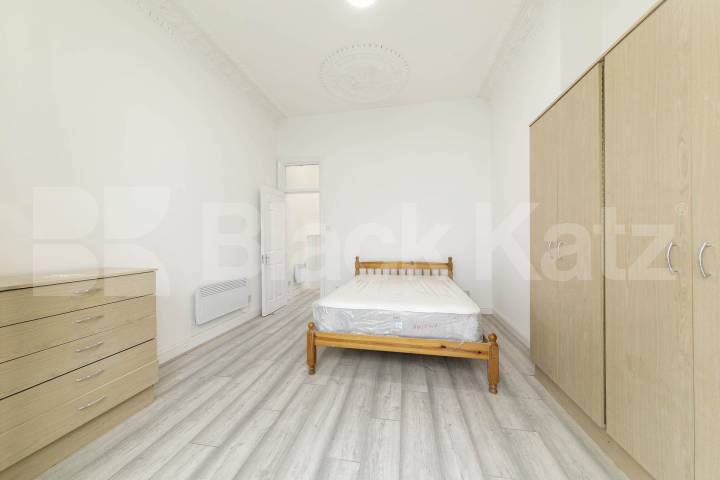 Spacious one-bedroom flat available to rent on Dean Road, NW2 Dean Road, London, NW2,  London