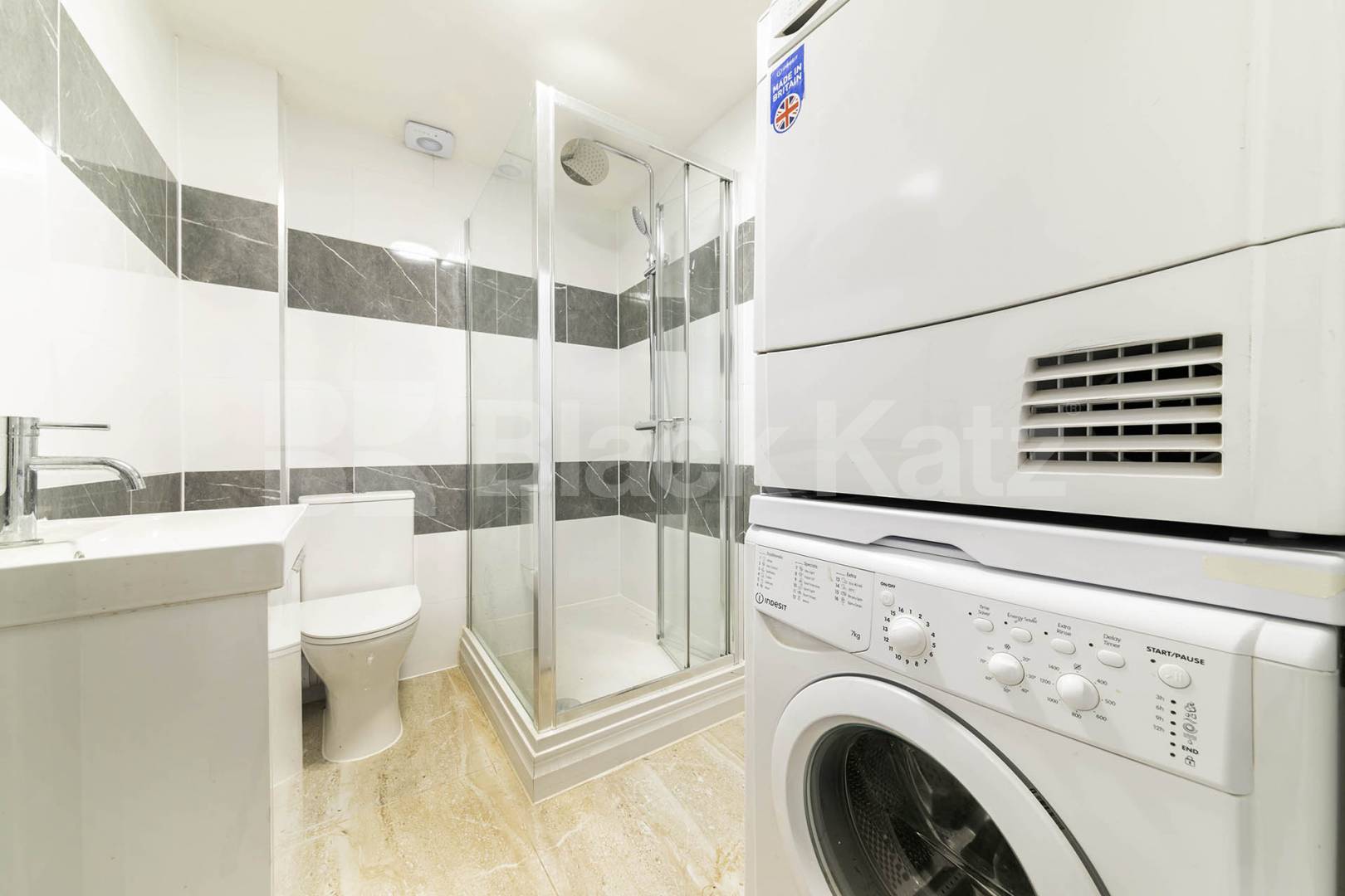 Spacious one-bedroom flat available to rent on Dean Road, NW2 Dean Road, London, NW2,  London