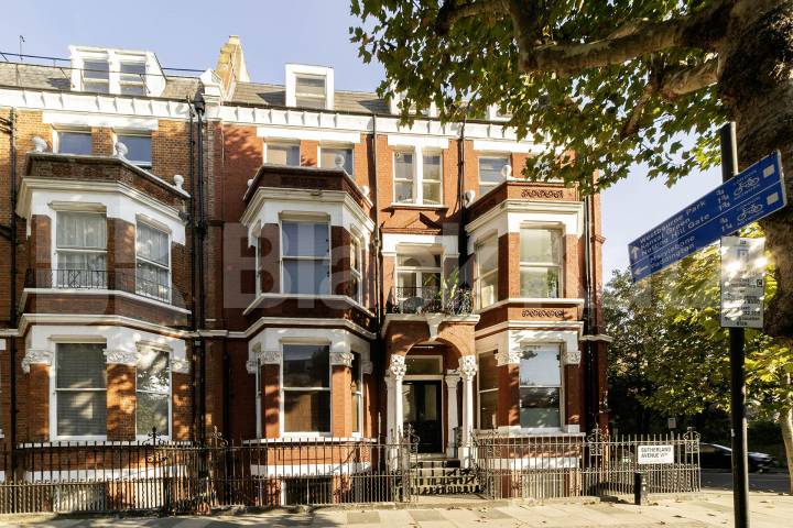 A spacious and well-presented furnished studio apartment with a mezzanine sleeping area, offering a bright and comfortable living space.The property is fully self-contained and provides everything needed for convenient modern living Sutherland Avenue, Maida Vale, W9,  London