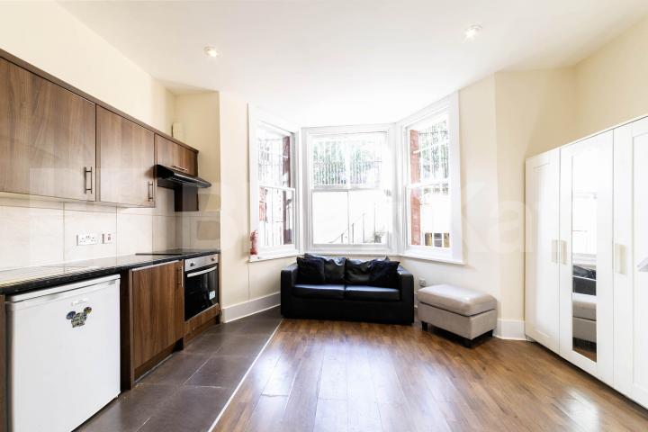 A spacious and well-presented furnished studio apartment with a mezzanine sleeping area, offering a bright and comfortable living space.The property is fully self-contained and provides everything needed for convenient modern living Sutherland Avenue, Maida Vale, W9,  London