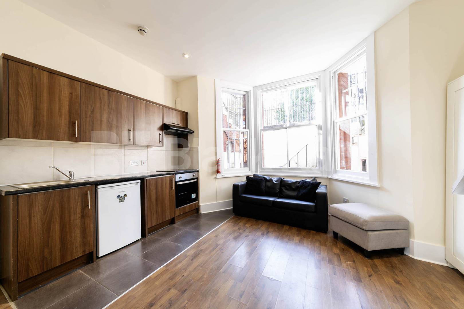 A spacious and well-presented furnished studio apartment with a mezzanine sleeping area, offering a bright and comfortable living space.The property is fully self-contained and provides everything needed for convenient modern living Sutherland Avenue, Maida Vale, W9,  London