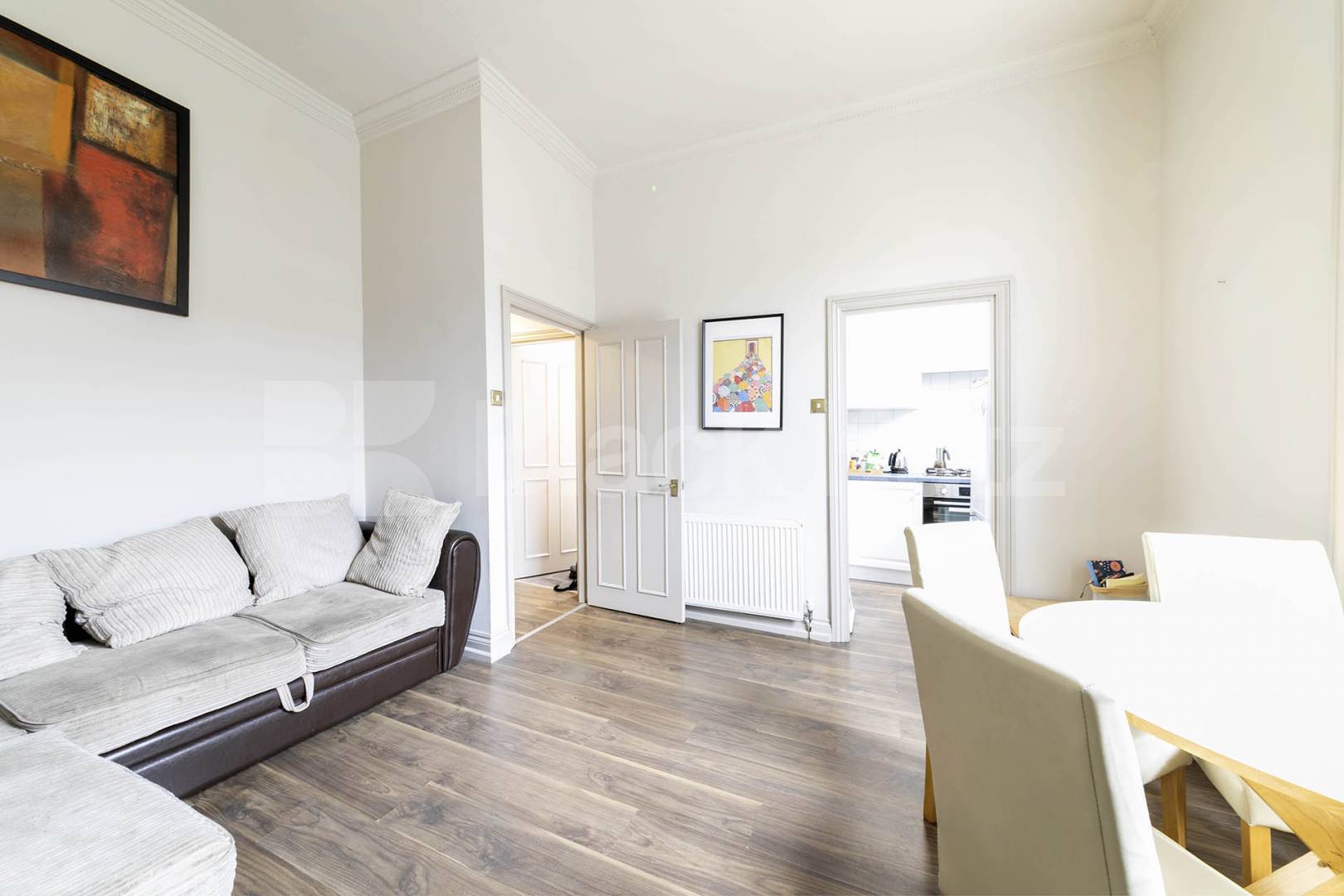 A well-presented, fully furnished one-bedroom apartment situated on the popular Belsize Road, NW6.The property comprises a bright and spacious reception room, a separate fully fitted kitchen, a generously sized double bedroom featuring large built-in Belsize Road, London, NW6,  London