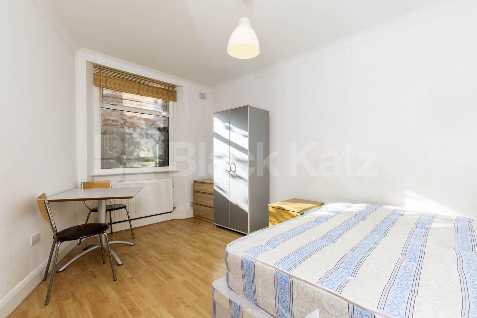 Council tax, Gas, heating and Water included Willesden Lane, Kilburn, NW2 (Council tax, Gas, Heating and Water Included),  London