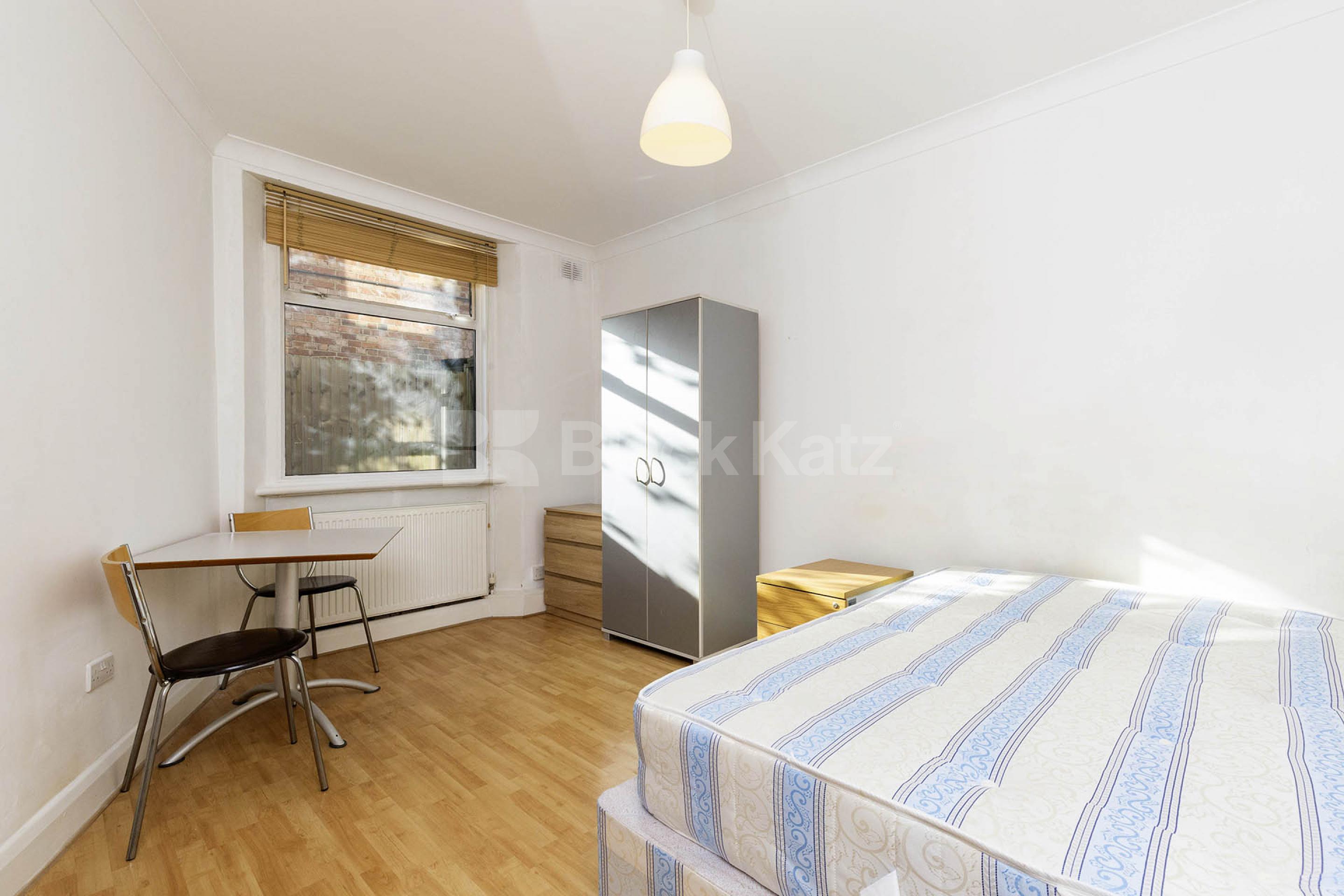 Council Tax ,Gas and Water included Willesden Lane, Kilburn, NW2 (Gas, Heating and Water Included),  London NW2
